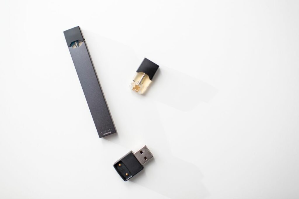 Can I Take Vape In My Carry On Vape Pens Vape Liquids On Airplanes 2021  When Traveling With Your Disposable Vapes